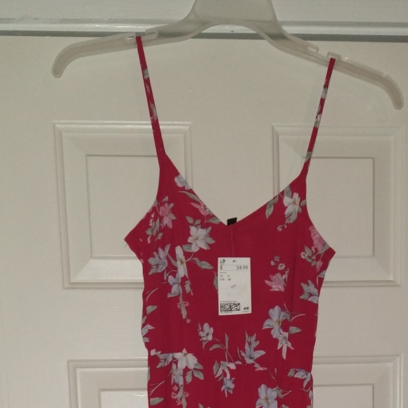 Long, Spaghetti Strap, Sexy Floral Dress - Picture 6 of 6